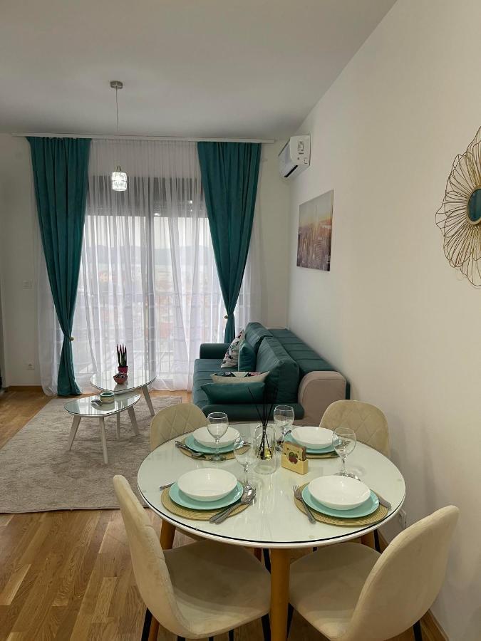 Apartman Iva Tivat Eksteriør billede