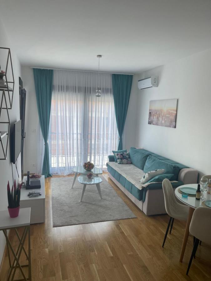 Apartman Iva Tivat Eksteriør billede
