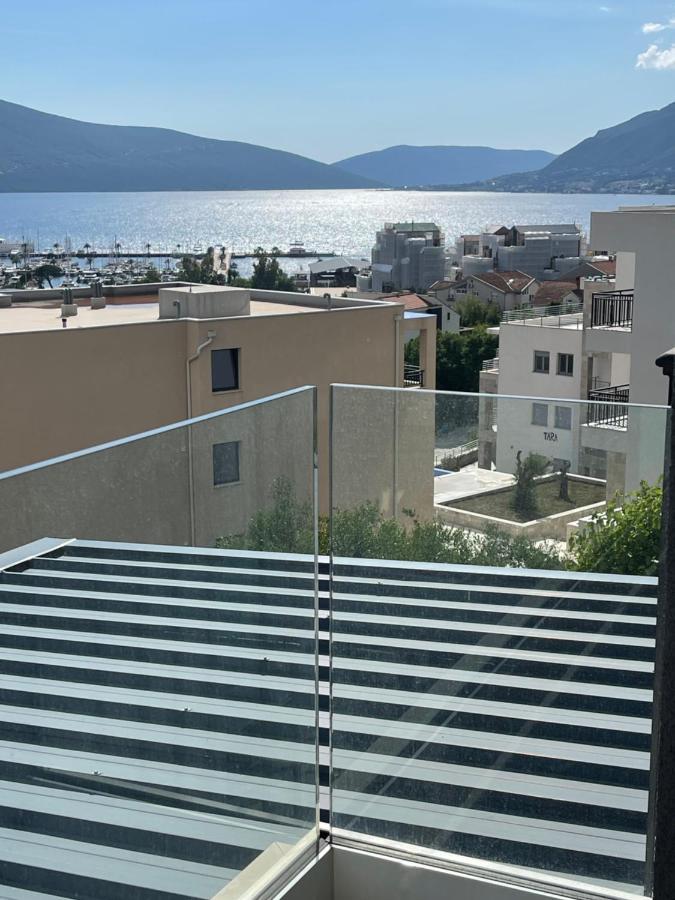 Apartman Iva Tivat Eksteriør billede